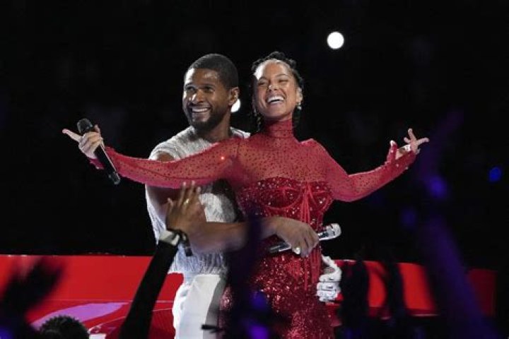 Alicia Keys’ Husband Reacts to Viral Super Bowl Halftime Show Hug Between His Wife & Usher